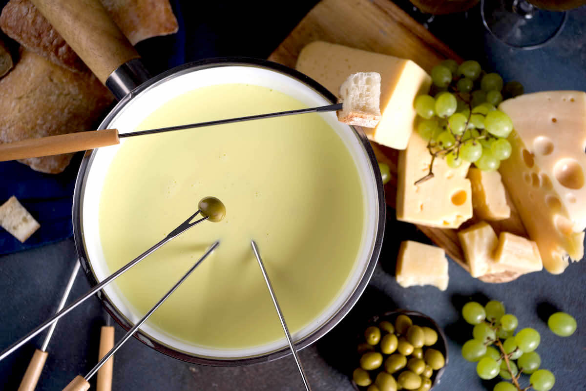 Veganes Käsefondue | KAESE-SELBER.DE Veganes Käsefondue | KAESE-SELBER.DE